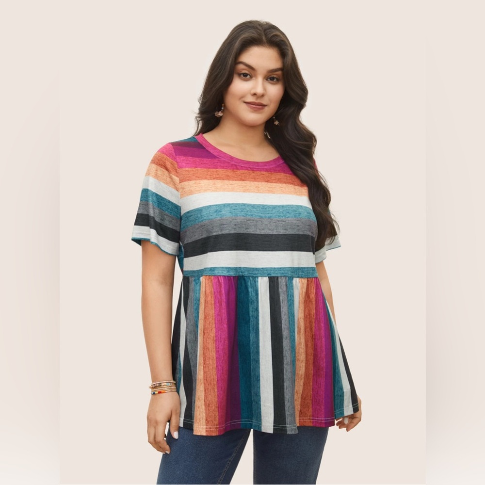 BloomChic Color Striped Crew Neck Gathered T-shirt